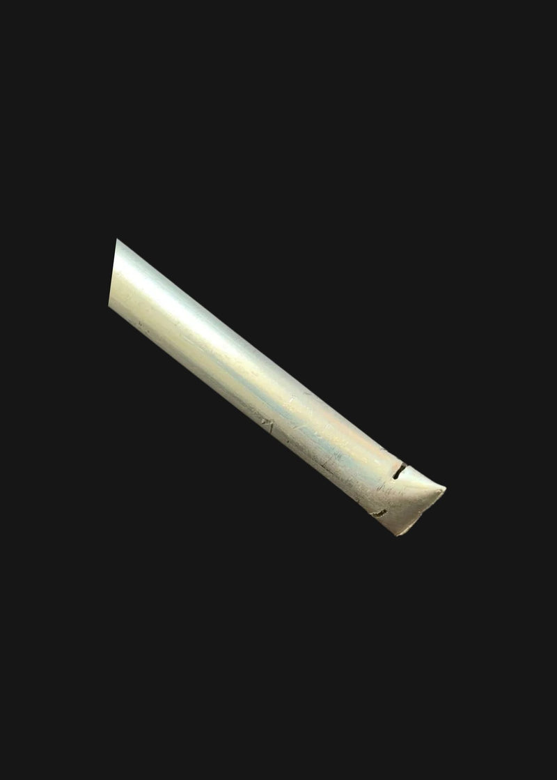 Pipsing aluminum straw tip with straining notch, close up